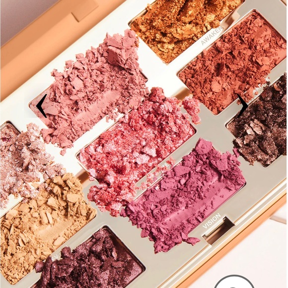 Complex Culture Future’s So Bright Eyeshadow Palette NWT - Picture 8 of 10